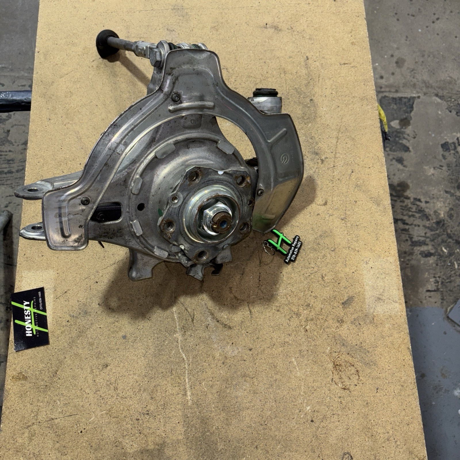 ✅ Used 2012 Ferrari FF Left Rear Hub Knuckle w/ Control Arms #8196 L3 OEM 