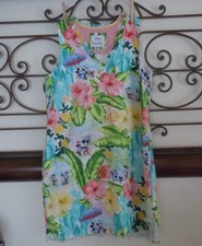 Cambio lino Topolino e Minnie a bordo piscina Tommy Bahama Disney Parks nuovo senza etichette taglia M