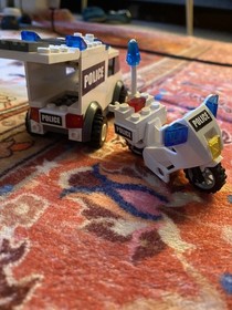 Vintage LEGO CITY: Police Station (7237) - 99% Complete With Minifigures Retired