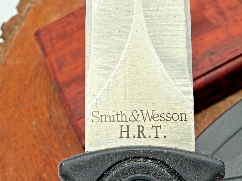 Cuchillo fijo Smith & Wesson HRT Bota Rendimiento ROC --2585.25 Foto 3 de 4