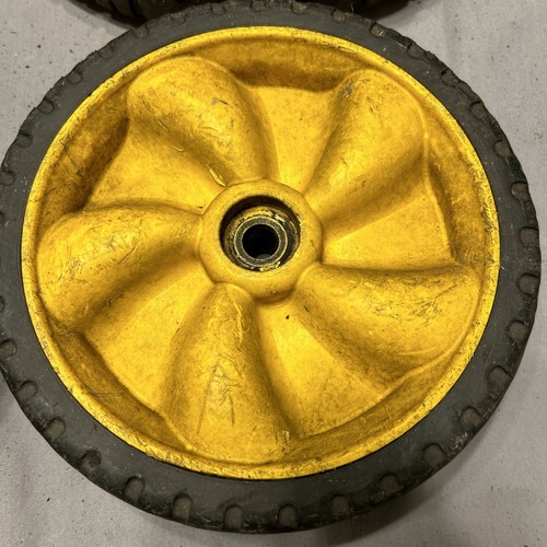 YARD MAN 12A-569Q701 WALK BEHIND LAWNMOWER 8”/12” FRONT AND REAR WHEELS (CRACK) - Picture 2 of 12