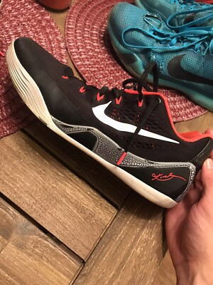 Kobe 9 Em Low Laser Crimson Pre-Owned Size 14 Men's | eBay