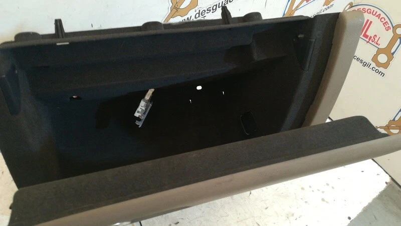 guantera para AUDI A4 BER. (B8) BASE QUATTRO 2007 143113 1098051 Foto 4 de 4