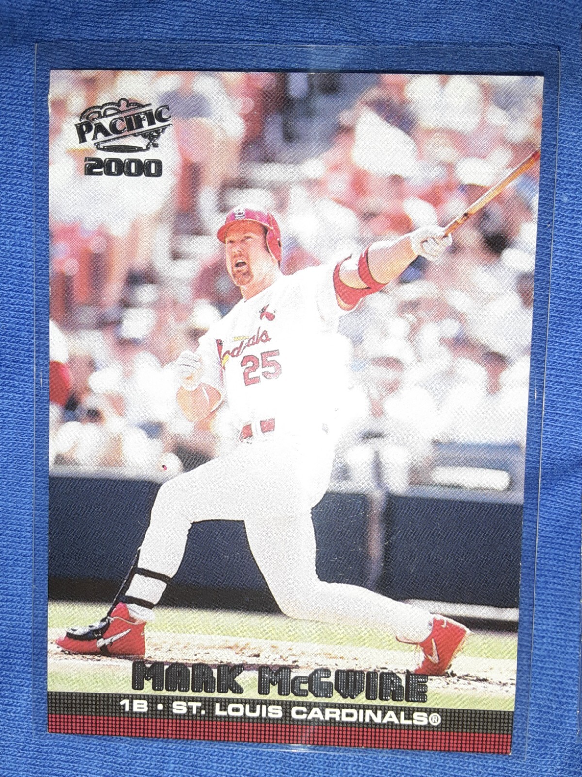 2000 Pacific St. Louis Cardinals Baseball Card #356 Mark McGwire*