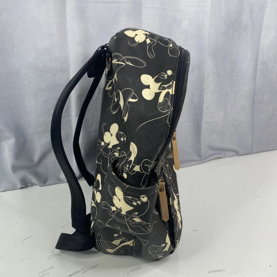 Bolsa de Fraldas Petúnia Pickle Bottom Mickey Mouse Disney Preto e Branco - Imagem 3 de 4