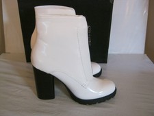 simply vera vera wang grouse women's high heel ankle boots