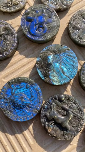 wholesales 10pcs 2.0'' Natural labradorite carved constellation - Picture 3 of 6