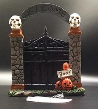 Transpac Resin Welcome Halloween Fairy Garden or Village Gate  New