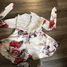 Pagliaccetto grande Shein taglia grande con simpatici fiori pizzo bianco usato solo due volte