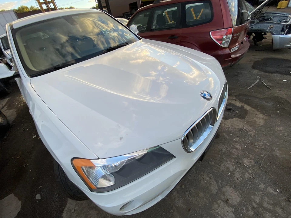 Капот 11 12 13 14 15 16 17 BMW X3 - Изображение 2 из 3