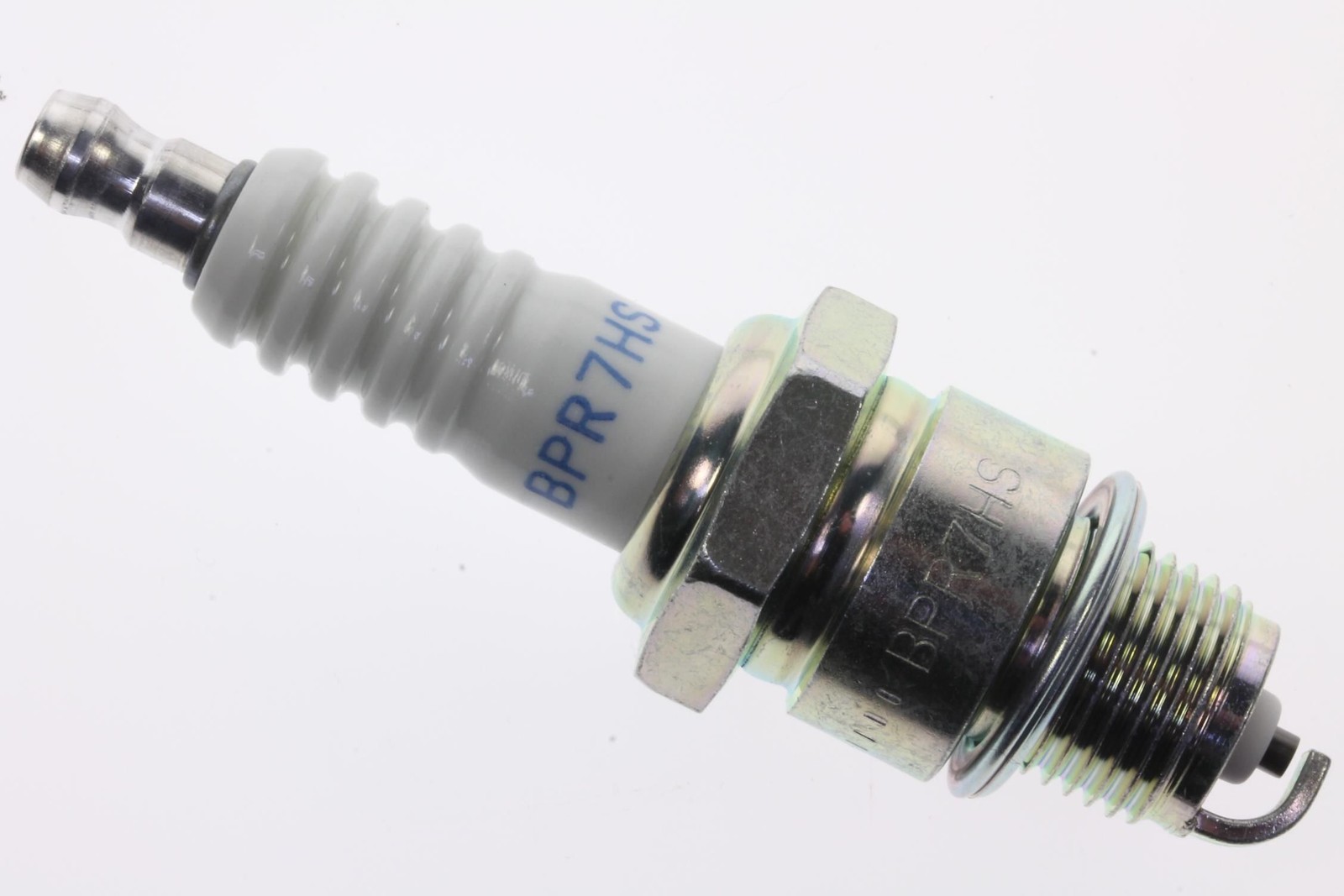 Suzuki SPARK PLUG BPR7 09482-00255 OEM NEW