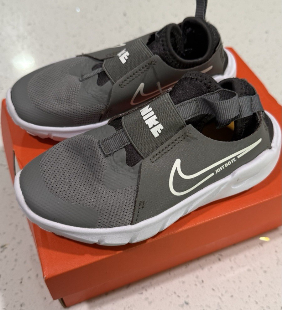 Nike Flex Runner 2 PSV Kids Shoes Pewter White DJ6040-003 Si