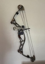 Hoyt XT1000 Ultratec Series Compound Bow 60-70lb, 28.5 to 30 DL Left Handed