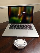 2024 Apple MacBook Air 15" M3 10 Core 4.0GHz 16GB RAM 256GB SSD - MC9E4LL/A