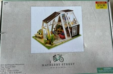 Mayberry Street Miniatures DIY Dollhouse Miniature Aurora Hut Hobby Lobby Kit