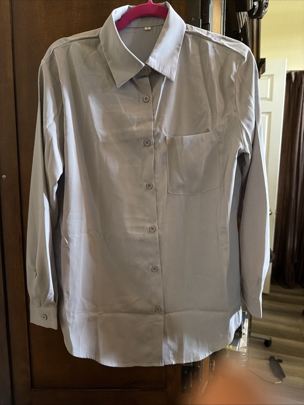 Womens Light Gray Long Sleeve Button-Up Blouse Pocket Size S