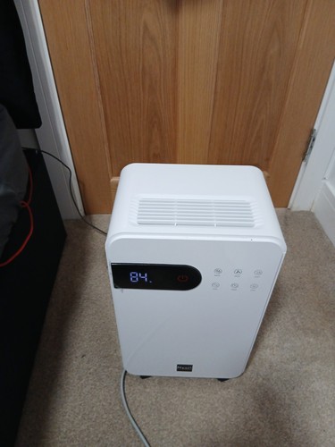 Nyxi 12L Home Dehumidifier, removes condensation & moisture