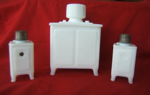 Vintage GE General Electric Milk Glass Sugar Ice Box Salt & Pepper Shakers