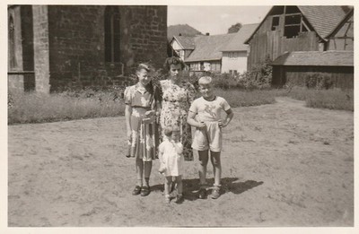 Vintage Photo Family in Summer Clothes Snapshot
