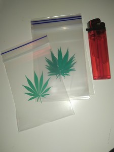 Download 70 Sachet Zip Hermetique Transparent Weed Canna 100x70mm Pochette Pochon Qualite Ebay