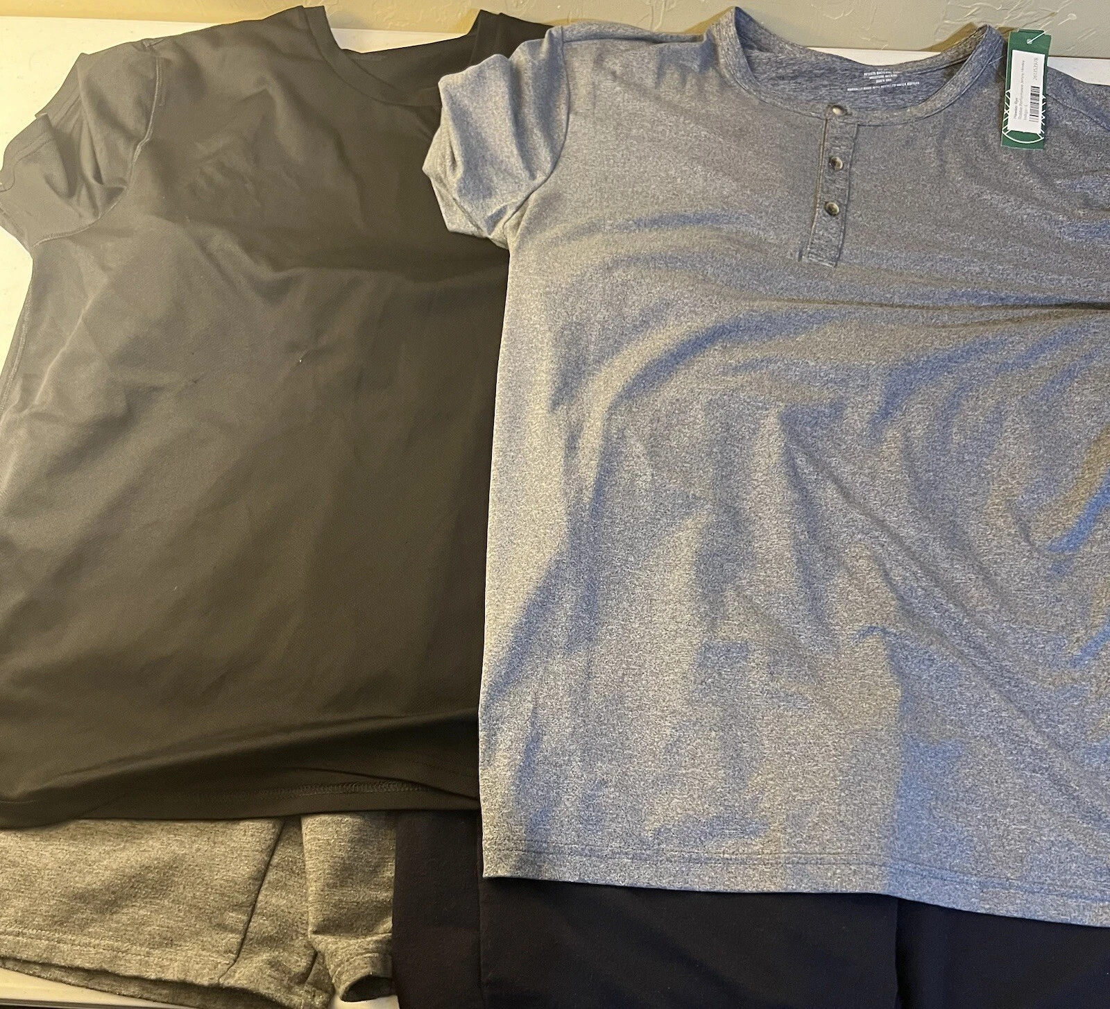 Hawker Eye Quick Dry UPF 40 Champion Tee & All In Motion Black Gray Shorts Set