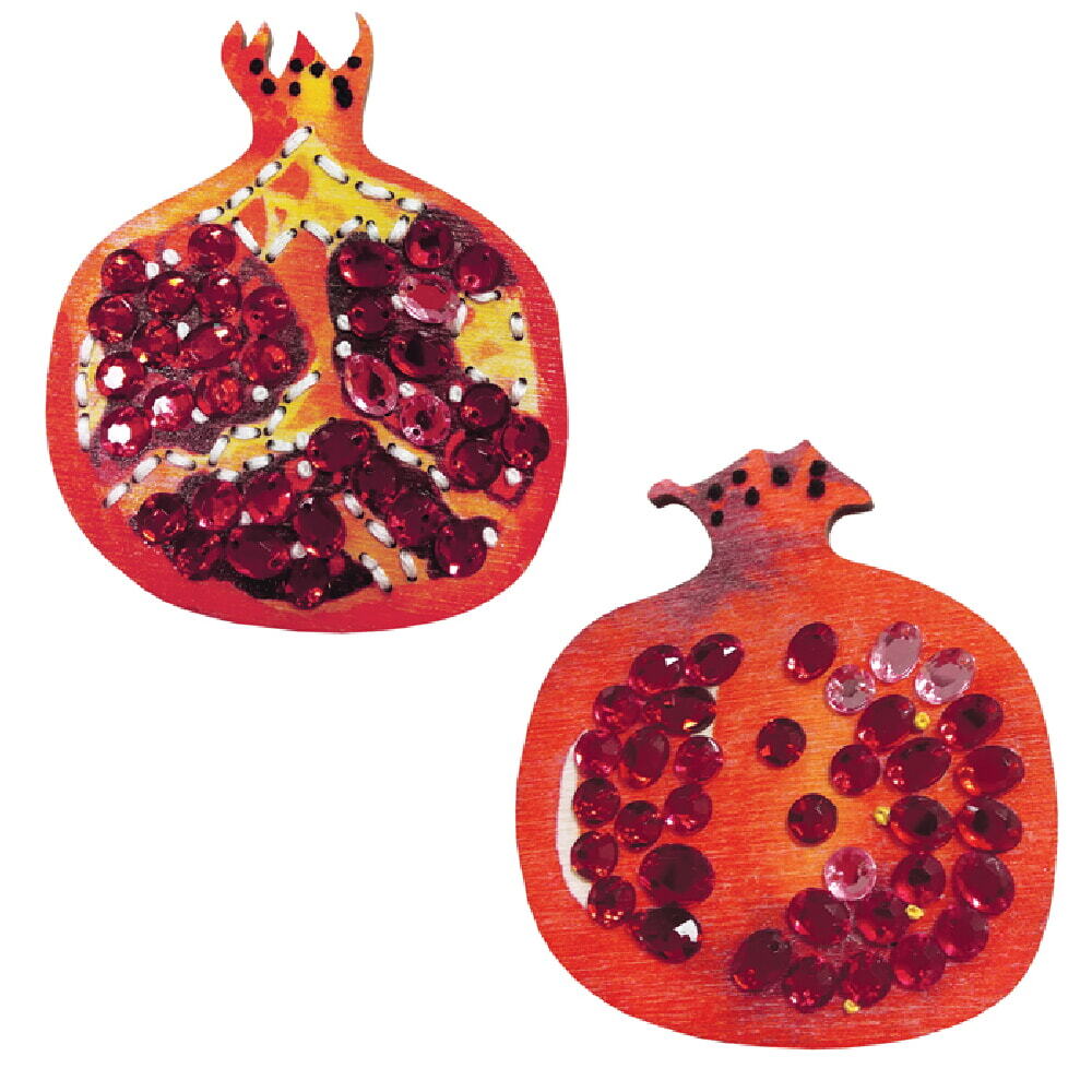 RTO stamped Embroidery Kit plywood board ""Juicy fruits"" EHW017, 7.4x8.3 cm, DIY