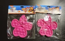 Paw Patrol Paw Shaped Fidget Pop Keychain 2-Pack T3