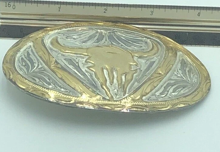 Hebilla de cinturón Western Express para hombre plateada con cabeza de novillo tono plateado y dorado Foto 4 de 4