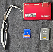 Nikon COOLPIX S60 Red Point & Shoot 10MP 5x Z...