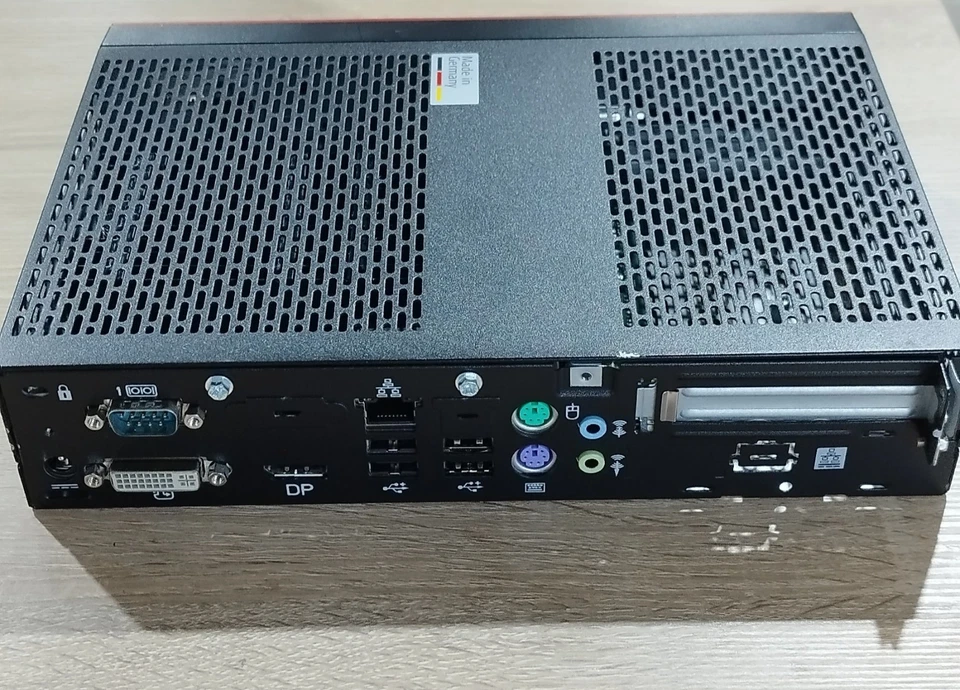 Fujitsu Futro S720 AMD GX-222GC / AMD GX-217GA | 2GB RAM | 8GB + Netzteil + Fuß - Bild 3 von 4
