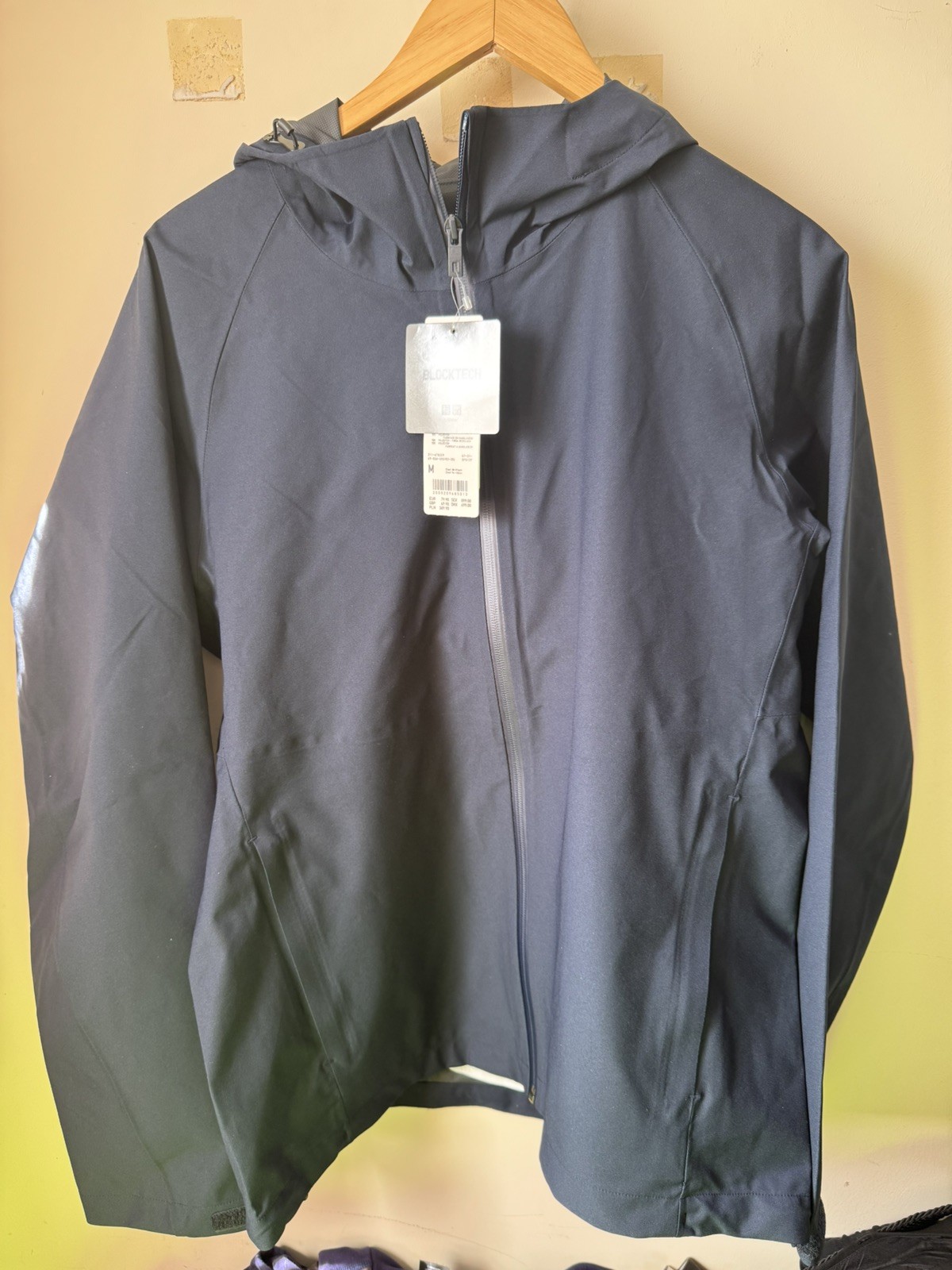 UNIQLO BLOCKTECH Parka 3D Cut - Navy - Mens Size Medium - BNWT RRP 69.90
