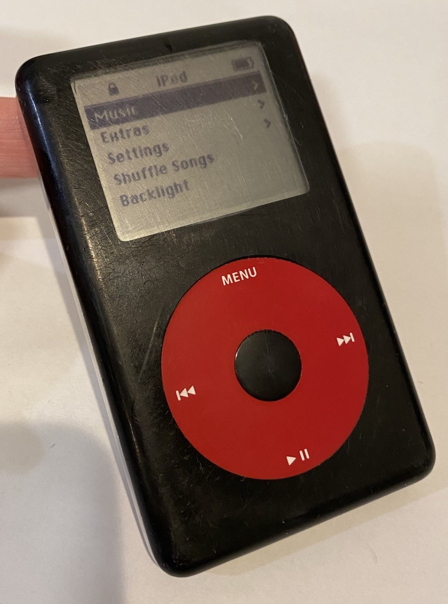 ☆Apple iPod第4世代 20GB☆Classic レトロ Apple iPod Classic 4th Generation (20 GB) With New Battery