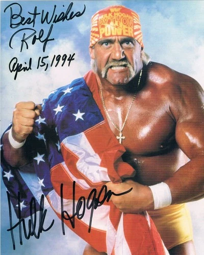 Hulk Hogan 1953-2025 Wrestler WWF/WWE genuine autograph signed 8"x10" photo