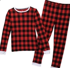 NWT Cuddl duds girls XS warm layer 2 pieces. Plaid red and black Thermal tagless