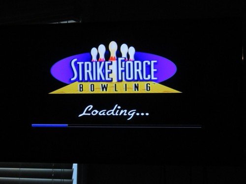 Strike Force Bowling (PlayStation 2, 2004) PS2 Crave Entertain Case, CD, Manual - Picture 6 of 10