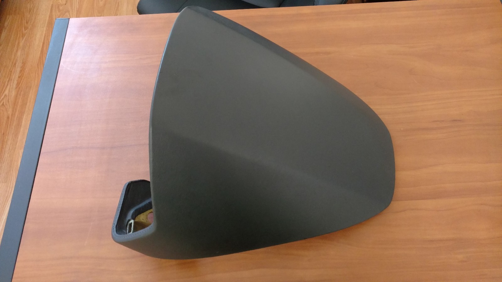 LAMBORGHINI GALLARDO UPPER SPEEDOMETER DASHBOARD ASSEMBLY COVER OEM 401858277