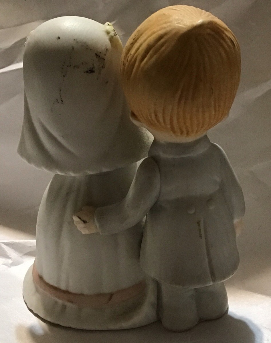 額装品/French Chris at the(ナン ゴールディン) Vintage Lefton The Christopher Collection Bride Groom 04466