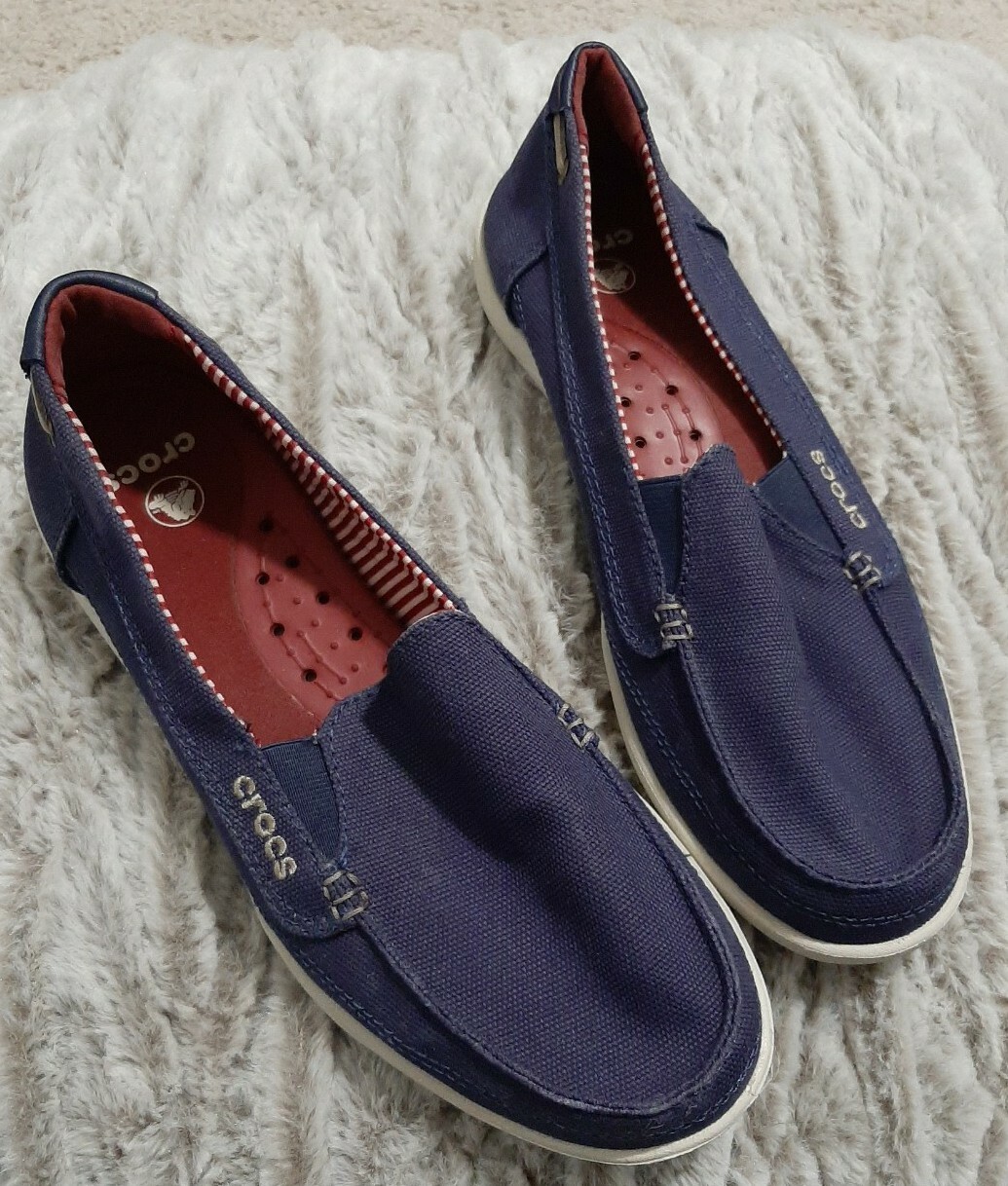 crocs walu loafer