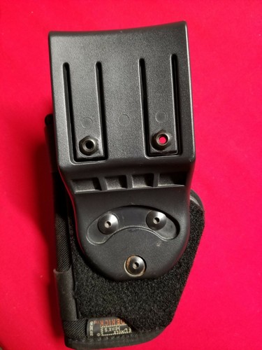 Uncle Mike's PRO-3 Duty Holster Law Enforcement Size 22 RH. - Picture 5 of 6