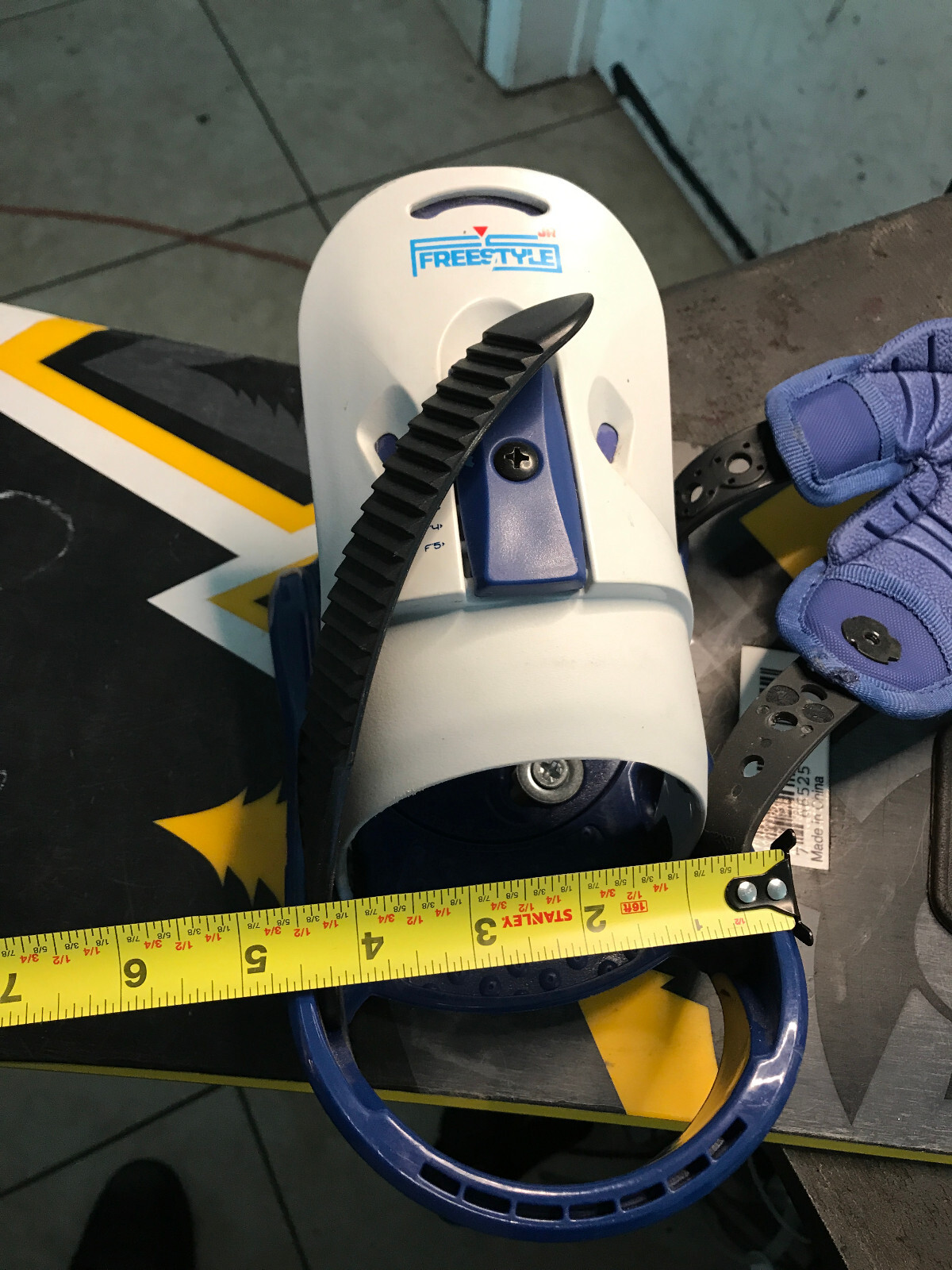 K2 110 Snowboard Set With Helmet Goggles Burton Freestyle Junior Foot