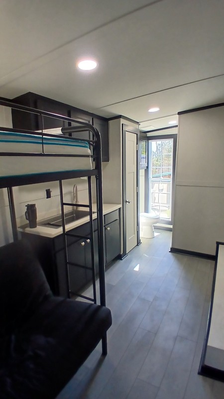 8x18ft Move-In Ready Tiny Home. Free Delivery Within 200 Miles - thumbnail 6