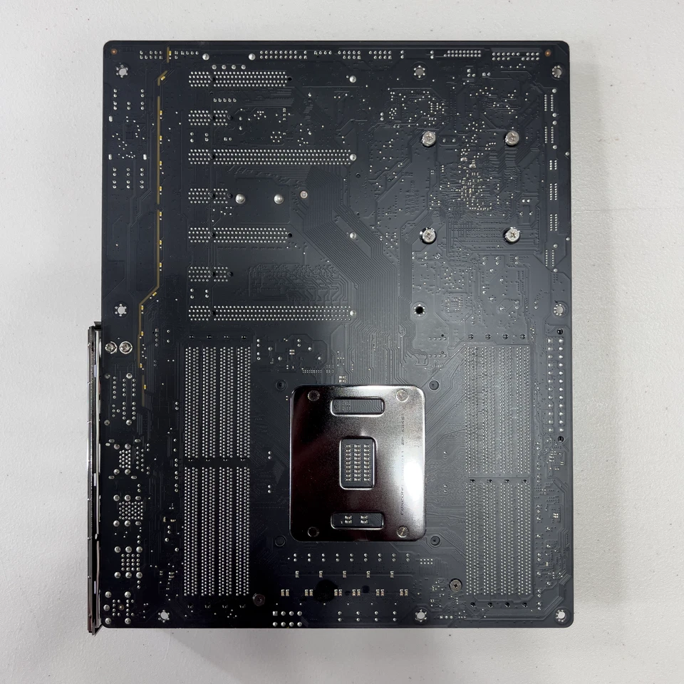 GIGABYTE GA-X99-UD4 Motherboard Intel Core i7-5930k 3.5Ghz + 24GB Viper DDR4 RAM - Image 4 of 4