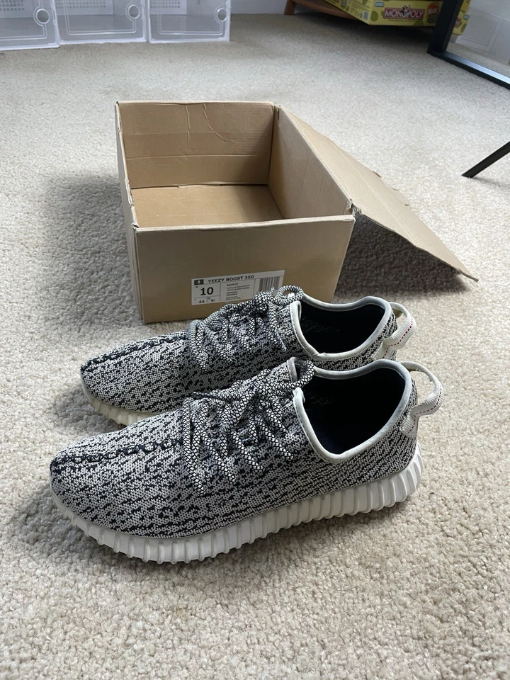 Adidas Yeezy Boost 350 Turtle Dove Sneakers 2015 - Image 2 of 4
