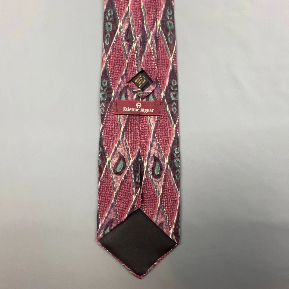 Corbata Etienne Aigner Borgoña Seda Estampado Geométrico 57x3.5 Hecha en Corea De Colección Foto 2 de 4