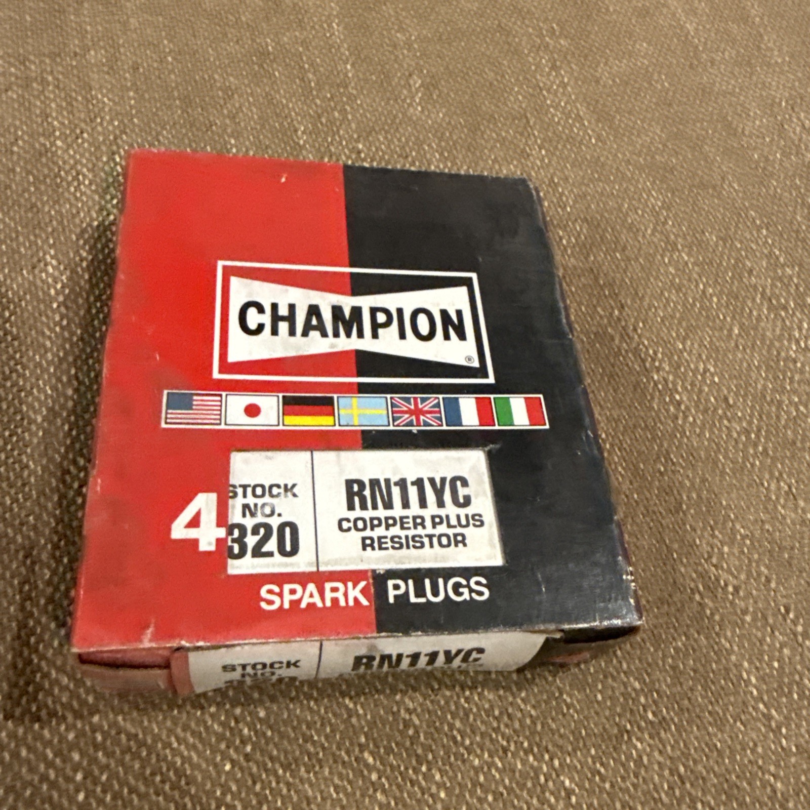 Champion 320 RN11YC Spark Plug Set Of 4