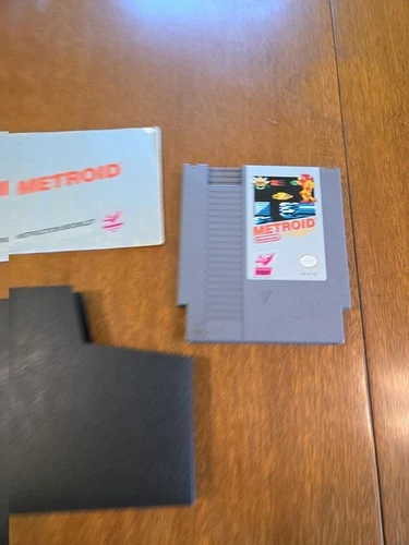 Metroid NES Nintendo NES Original Game Cartridge, Manual, Tested