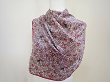 Vintage 30' x 30" Scarf