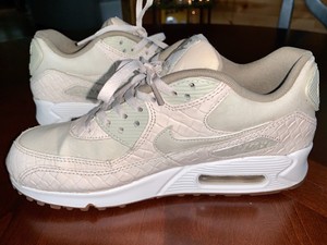 Details about Nike Womens Air Max 90 Premium Pink and Oatmeal Details about Nike Womens Air Max 90 Premium Pink and Oatmeal