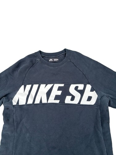 Nike SB Crewneck Mens L Black Sweatshirt SB Skateboard Swoosh Check Sweater - Picture 3 of 4