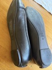 Tory Burch Black Leather Peep Toe Flats With Gold Logo Medallion Womens Size 8 — photo 4